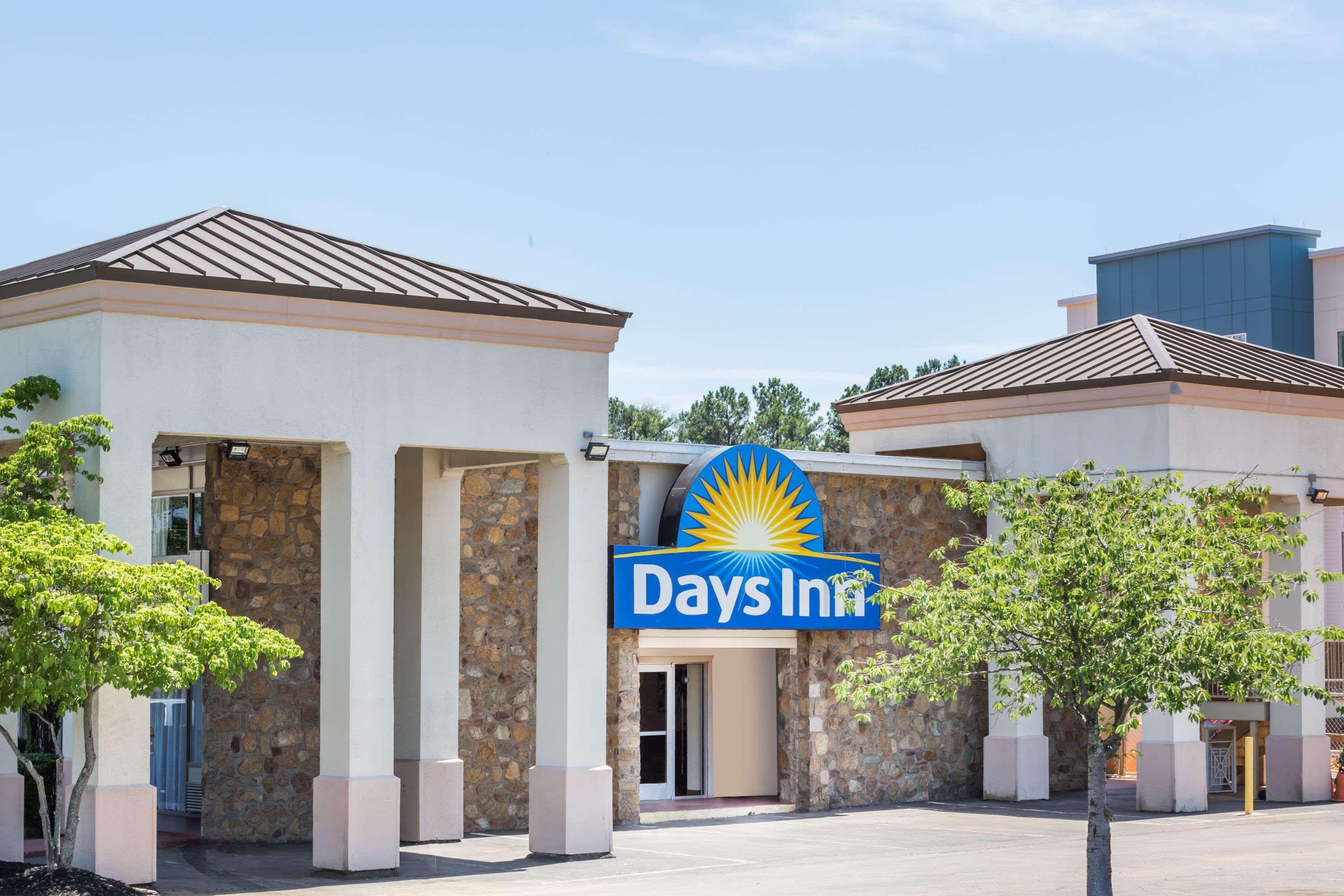 Days Inn By Wyndham Charlottesville/University Area Exterior foto